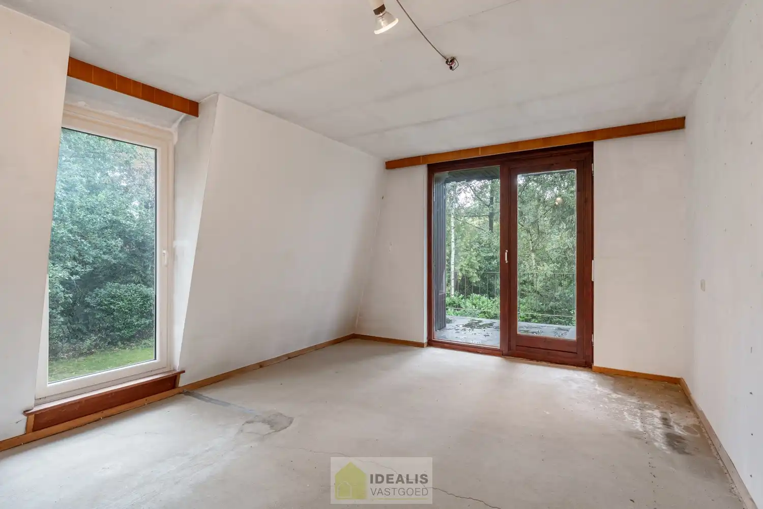 TE RENOVEREN WONING MET 5 SLAAPKAMERS OP EEN PRACHTIG PERCEEL VAN 15A 75CA OP EEN UITZONDERLIJKE RUSTIGE EN GROENE LIGGING IN EEN DE VILLAWIJK ACHEL STATIE foto 31