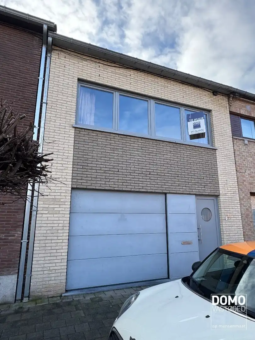 Ruime woning met tuin, garage en 3 slaapkamers vlakbij centrum Hasselt foto 15