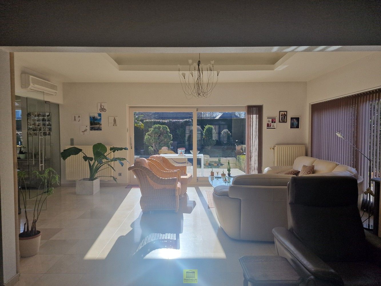 Charmante ruime villa in rustige, doodlopende straat foto 12