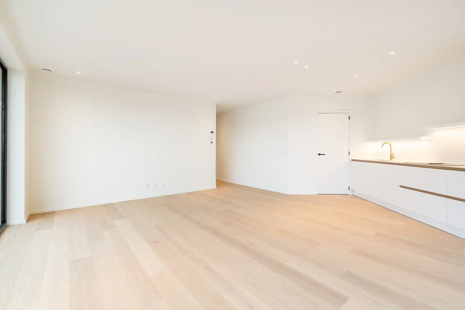 Prachtig nieuwbouwappartement op een centrale ligging in Knokke. foto 14