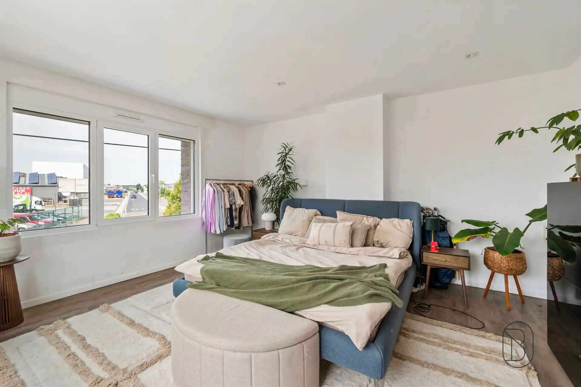 Knap gerenoveerde woning met 3 à 4 slk, en zwemvijver foto 13