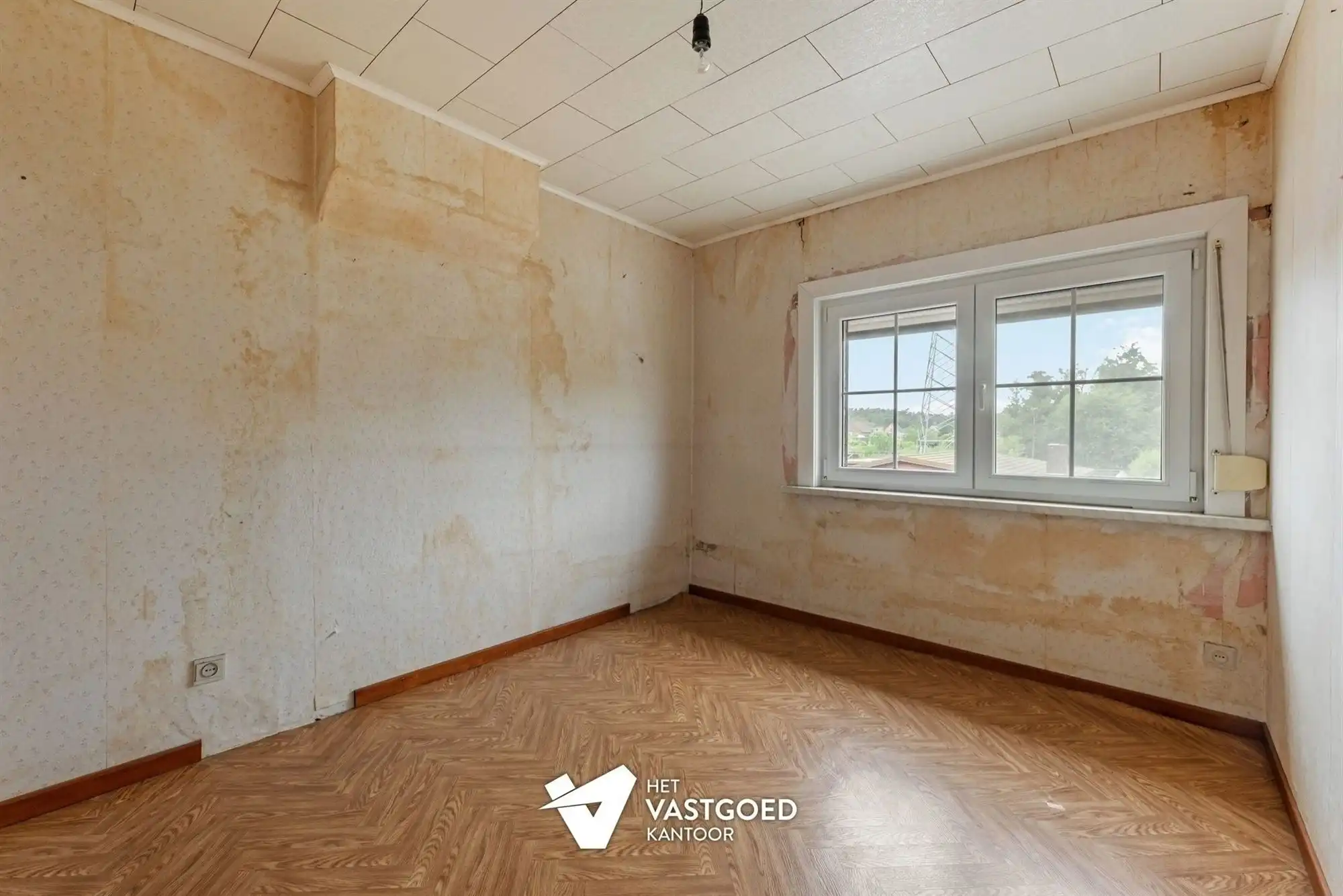 CHARMANTE RENOVATIEWONING OP EEN RUIM PERCEEL VAN 11 ARE foto 14