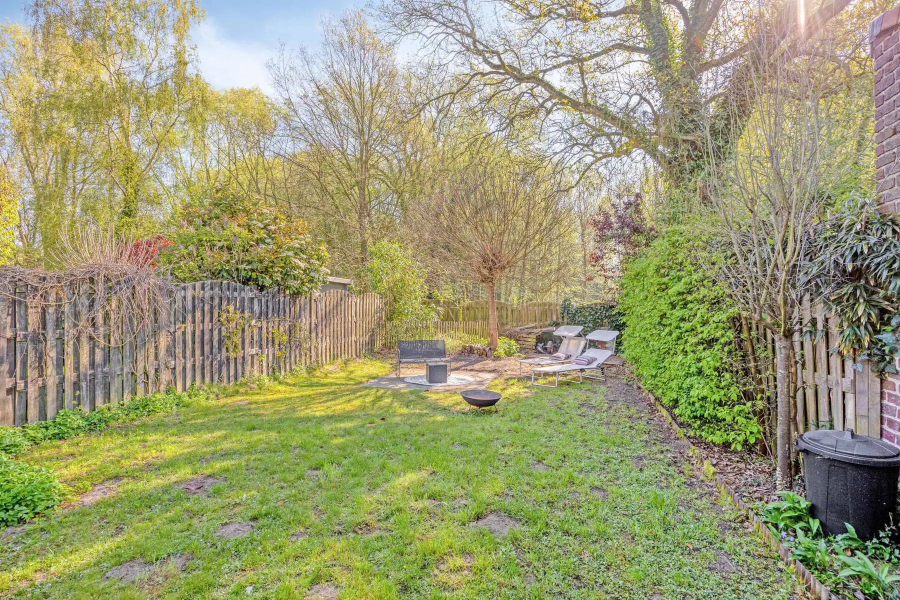 Instapklare woning met 3 slaapkamers en prachtige tuin. foto 25