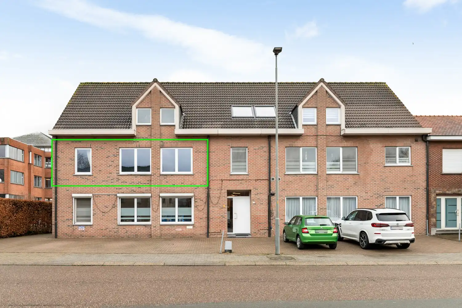 Instapklare tweewoonst met 4 slaapkamers in Wommelgem foto 22