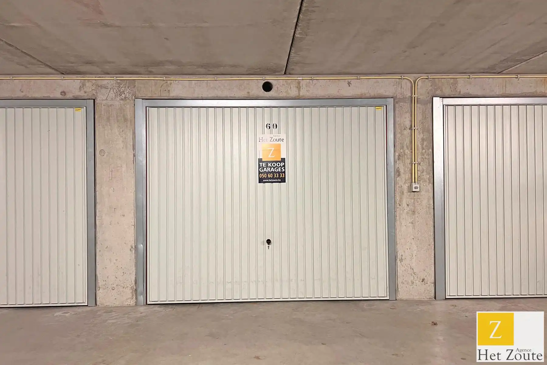 Ruime garagebox aan de minigolf in Knokke-Het Zoute foto 2