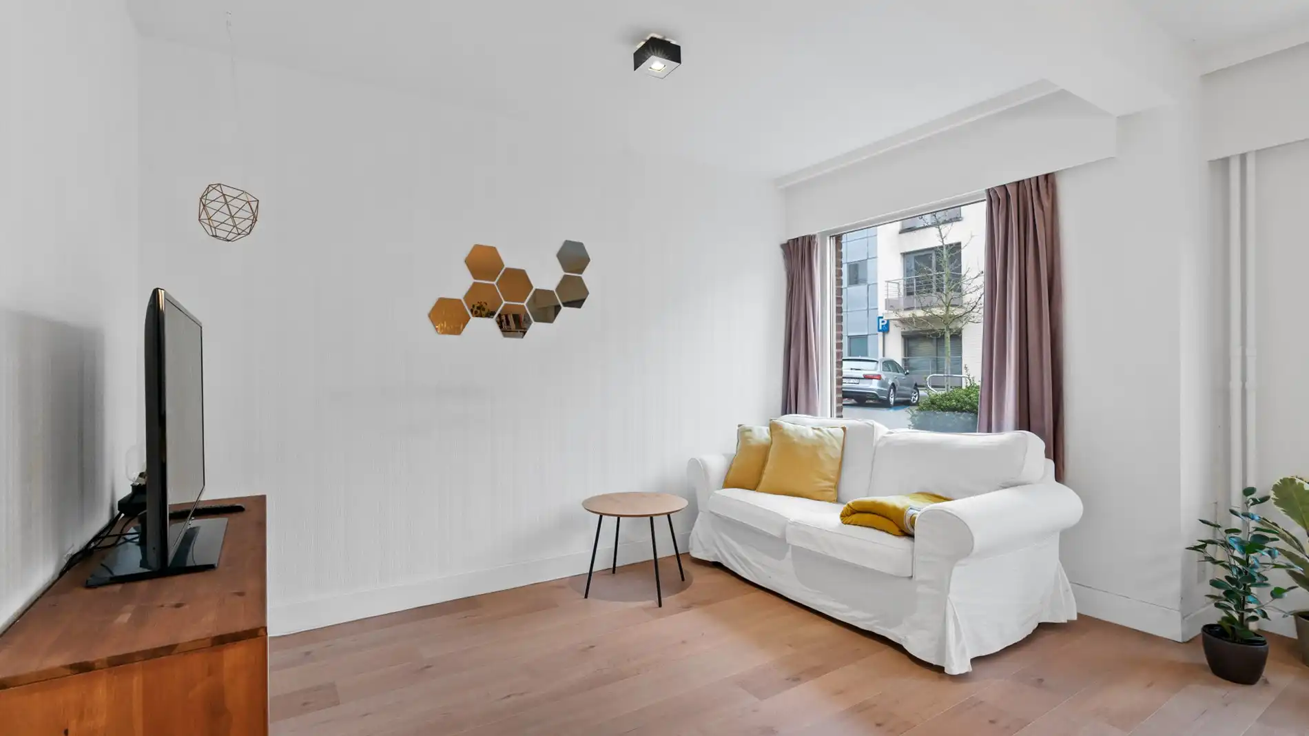 KESSEL-LO instapklaar 1 SLK app incl garage foto 4