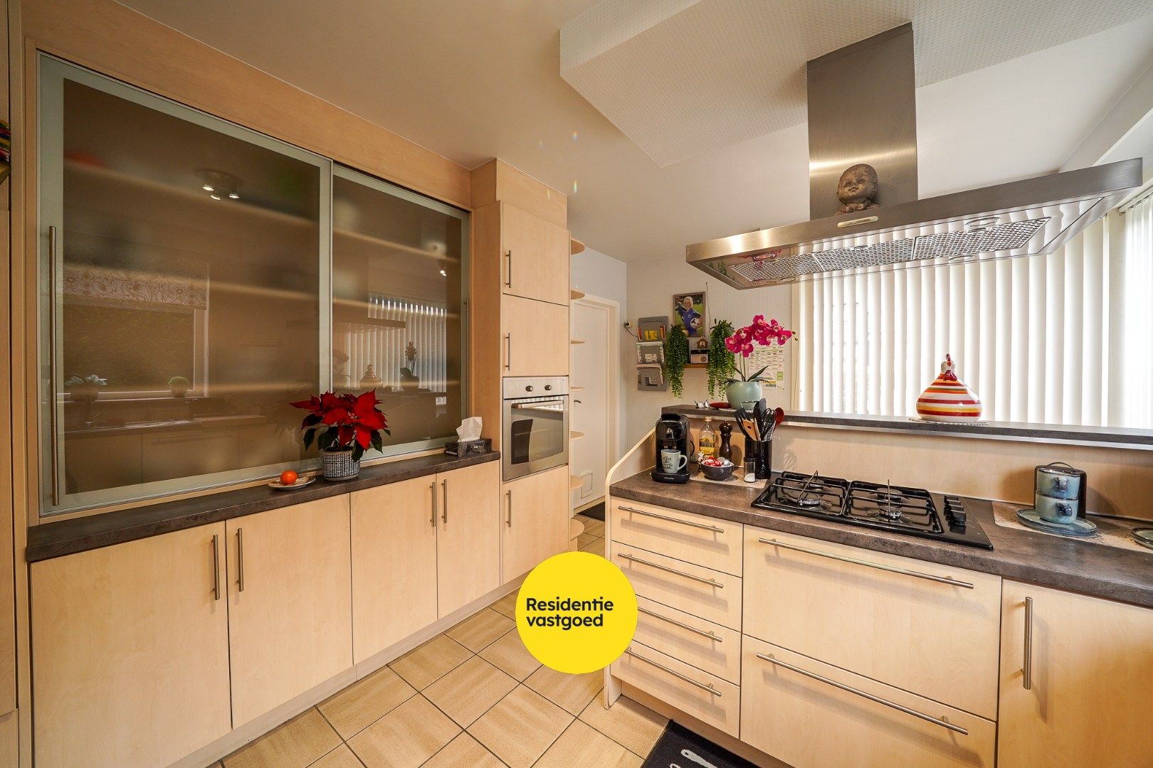 Alleenstaande woning in rustige woonwijk te Oostende (Stene) foto 8