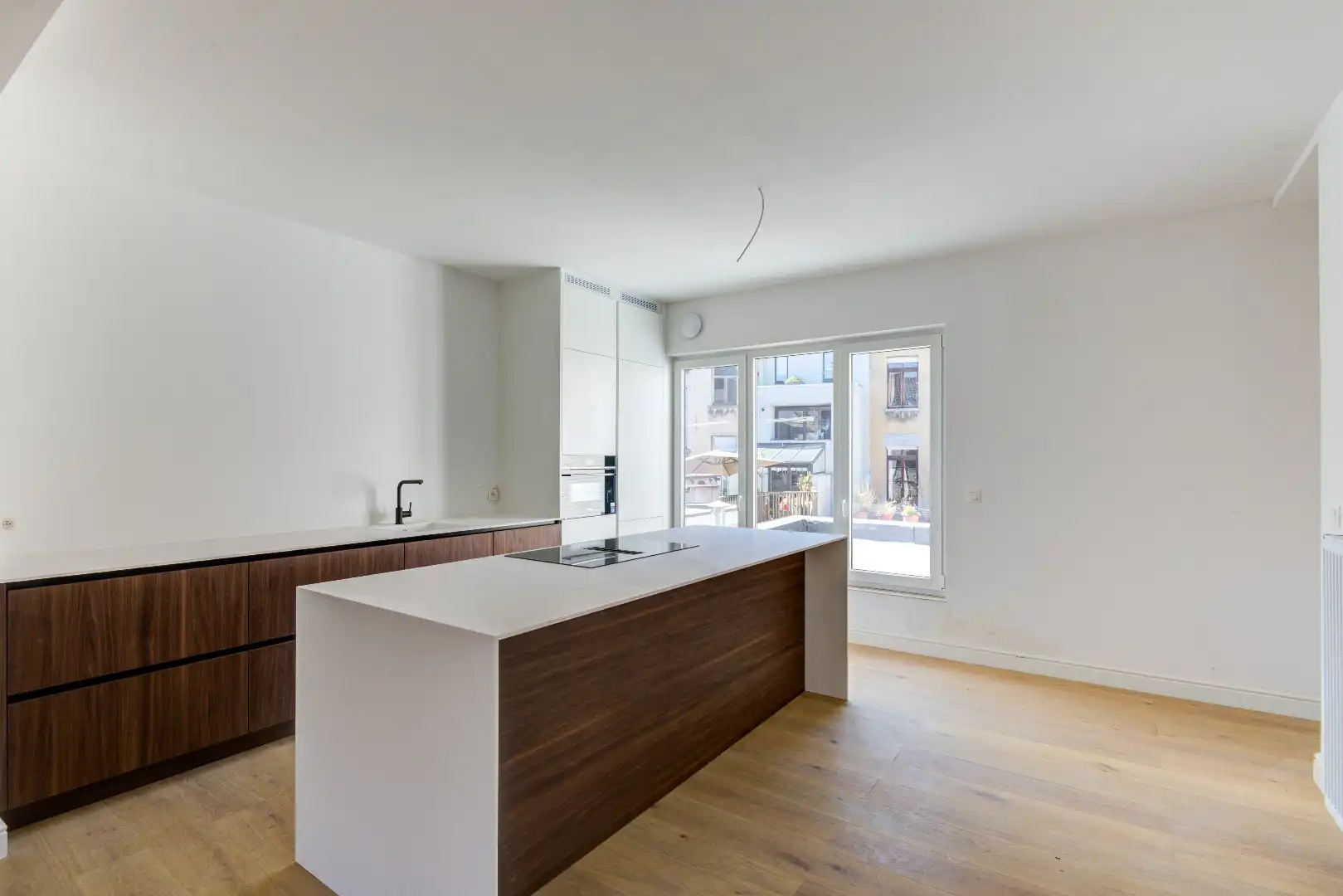 Gerenoveerd DUPLEX appartement in centrum Lier met 3 slaapkamers op 50 meter van de Grote Markt foto 4