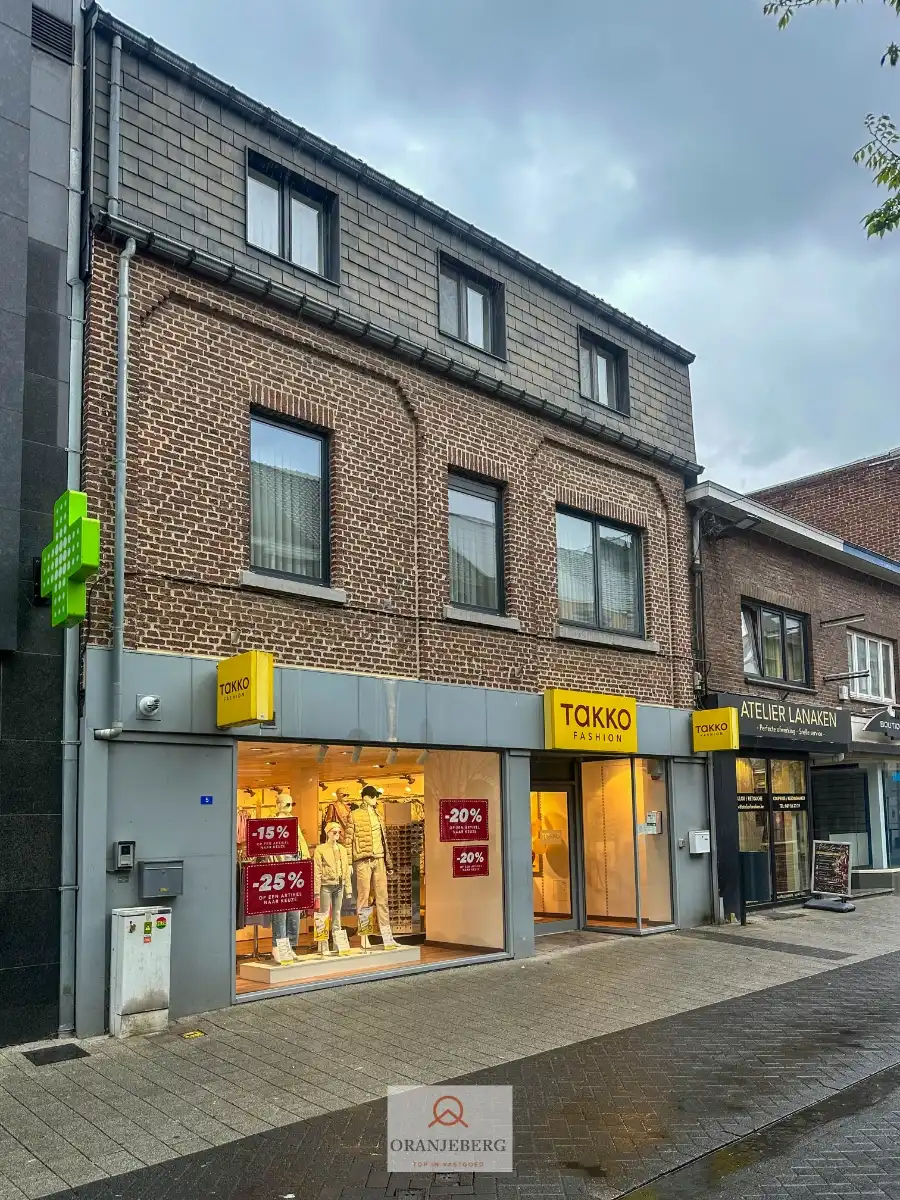 Groot handelspand te koop met mooi rendement op toplocatie in Lanaken foto 3
