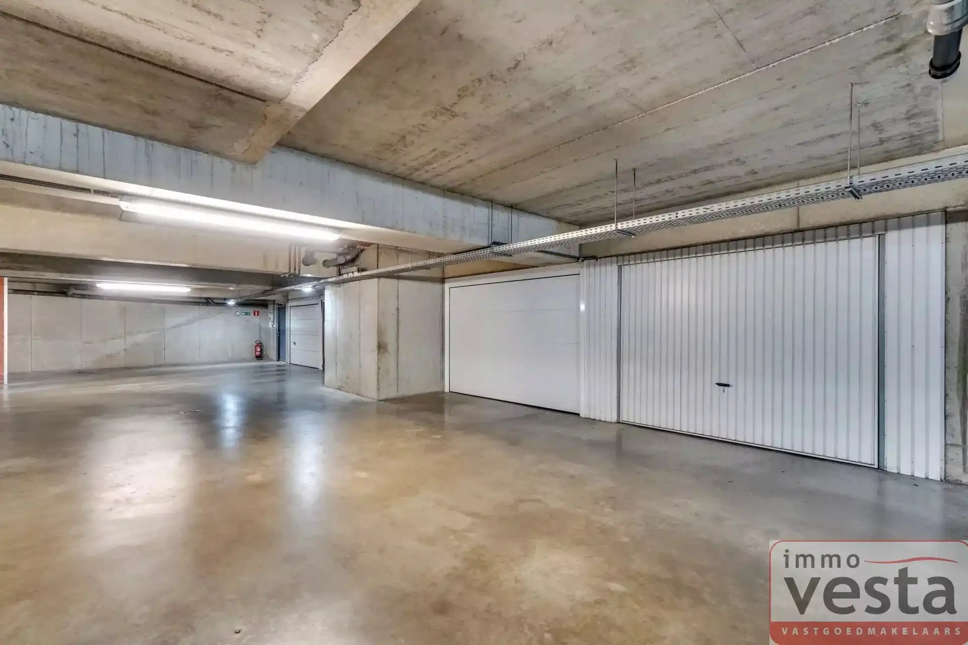 Ruim appartement in Sint-Truiden foto 16