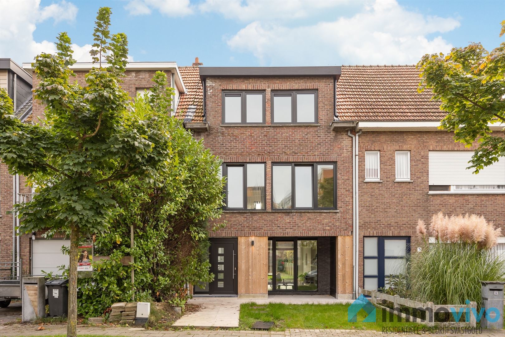 Prachtig gerenoveerde woning met vier slaapkamers en aangename tuin foto 26