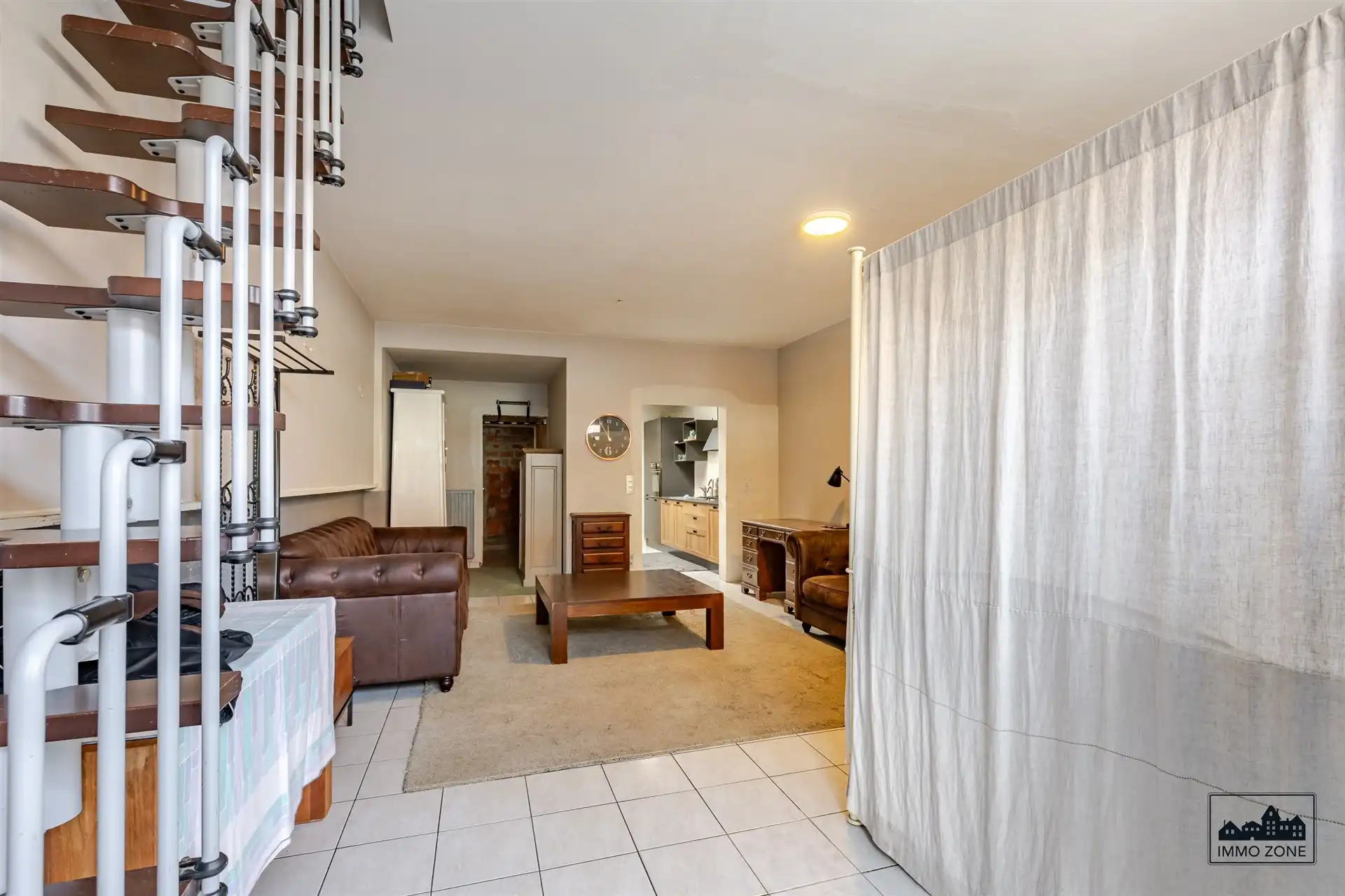 Gezinswoning of handelswoning met 3 Slaapkamers  foto 2