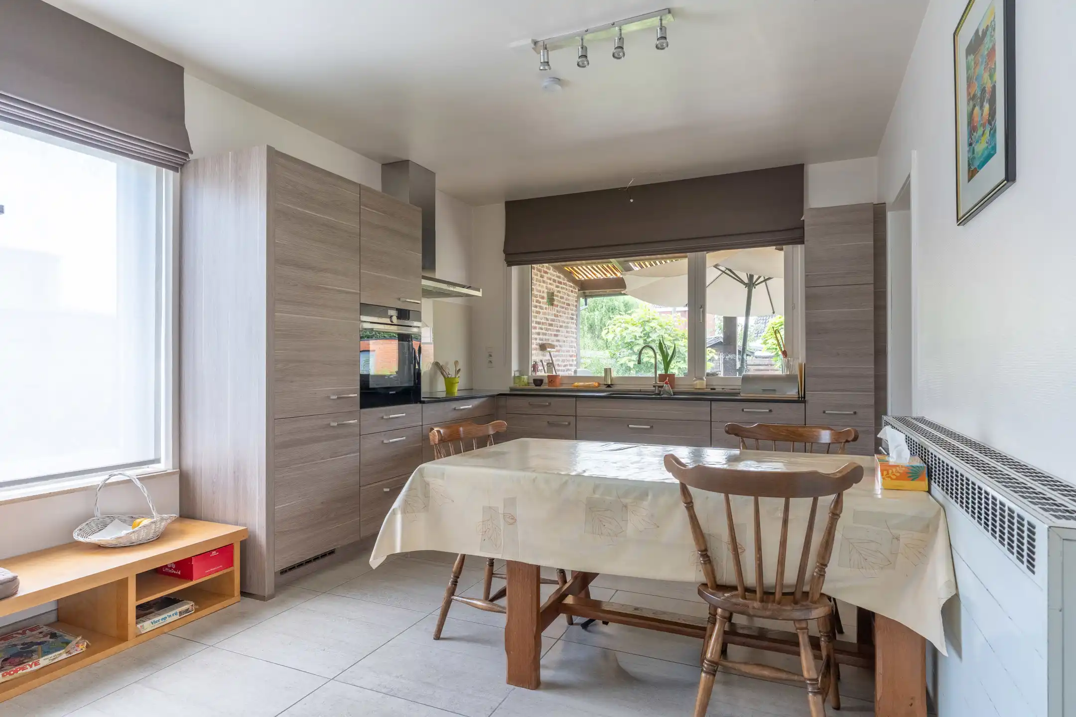 Zeer gunstig gelegen woning met 3 slpks op 647 m² foto 14