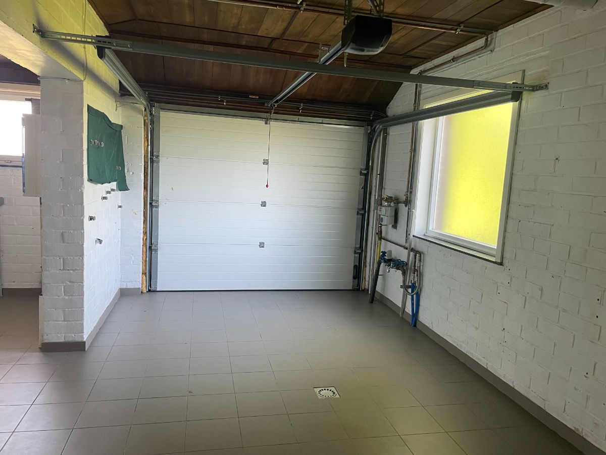 Alleenstaande ééngezinswoning + garage & tuin foto 17