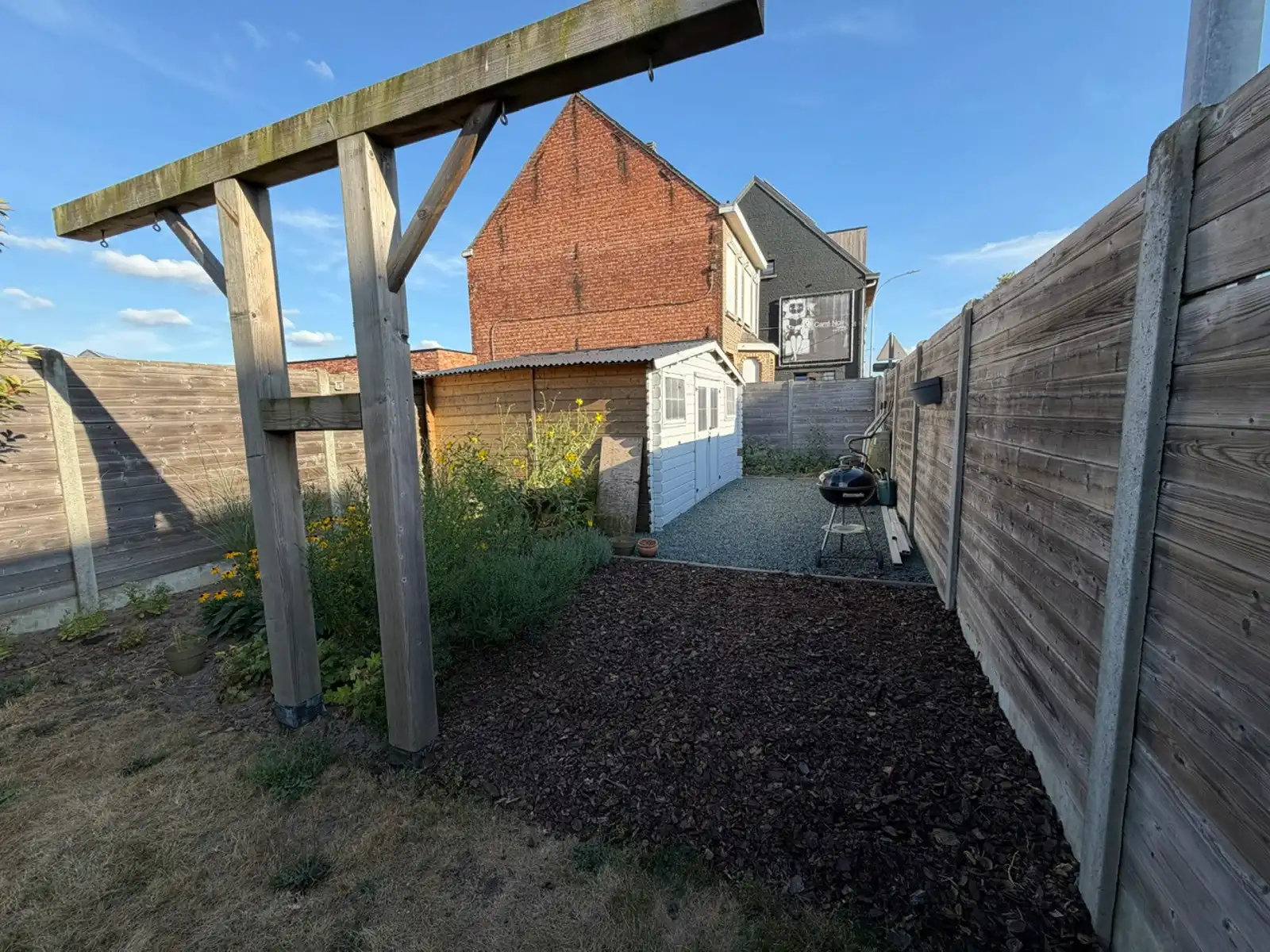 Herenwoning met 3 slpk, parking, 2x terras en leuke tuin foto 13