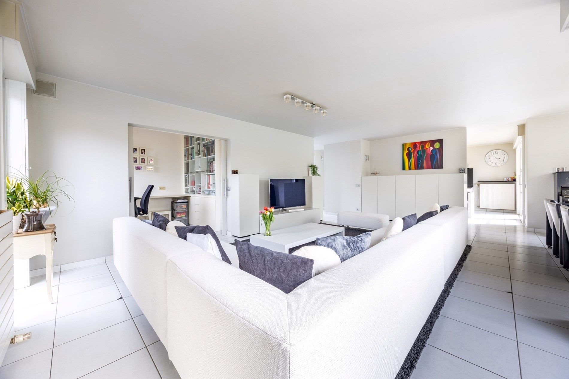 UNIEKE VILLA MET MAGAZIJN VAN 550 M² foto 9