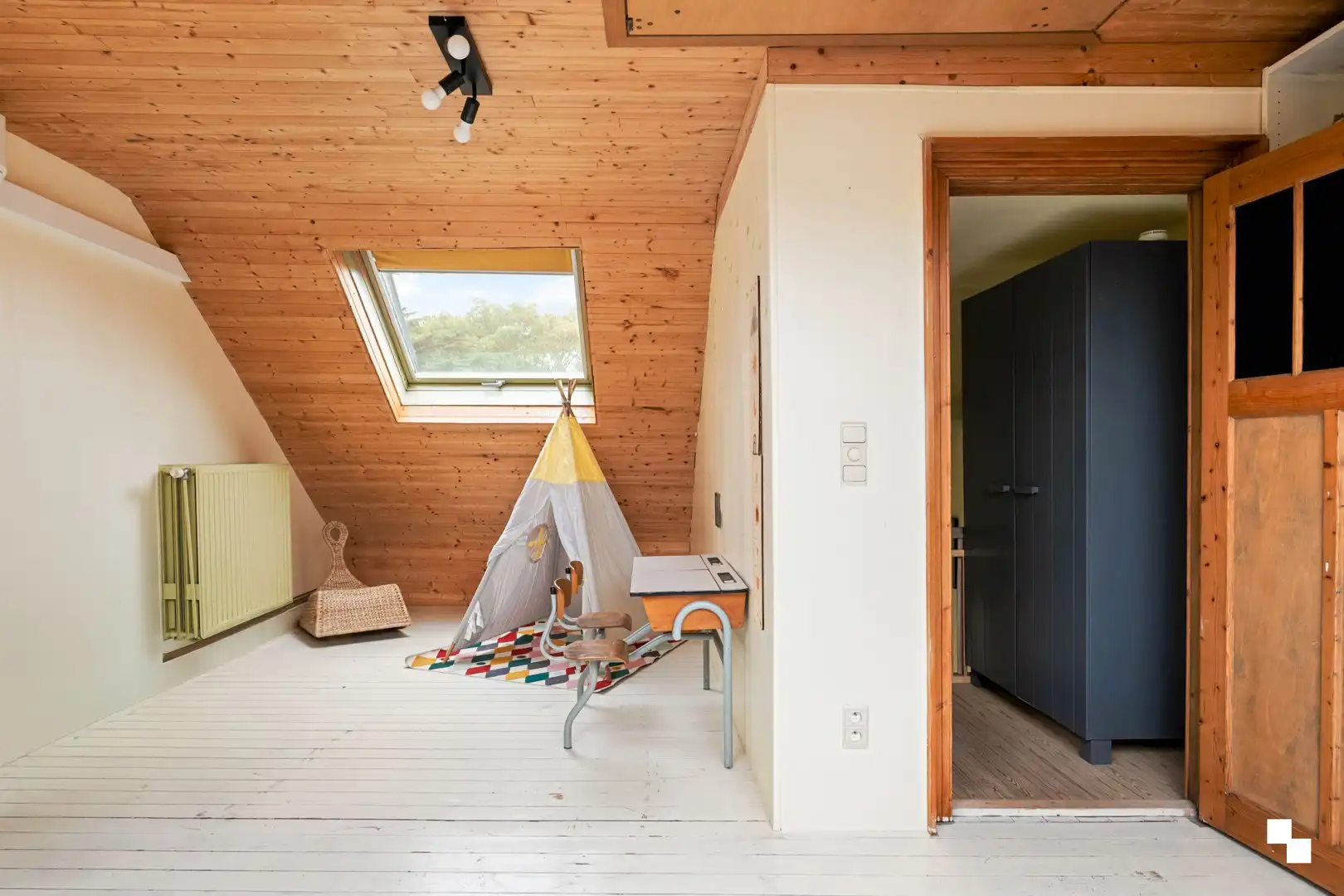 Gezellige rijwoning met royale slaapkamers in Gent foto 20