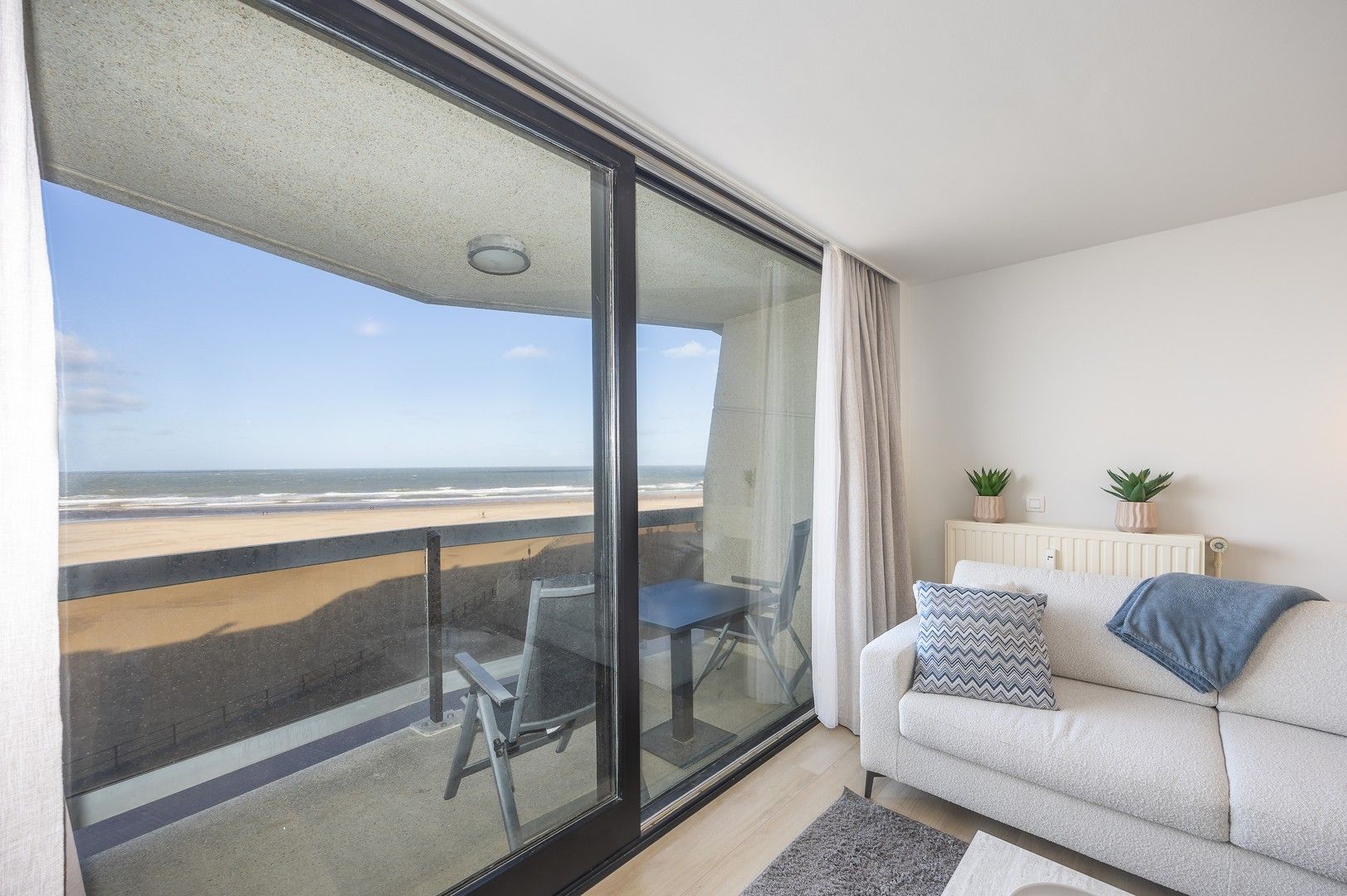 Appartement te koop foto {{pictureIndex}}