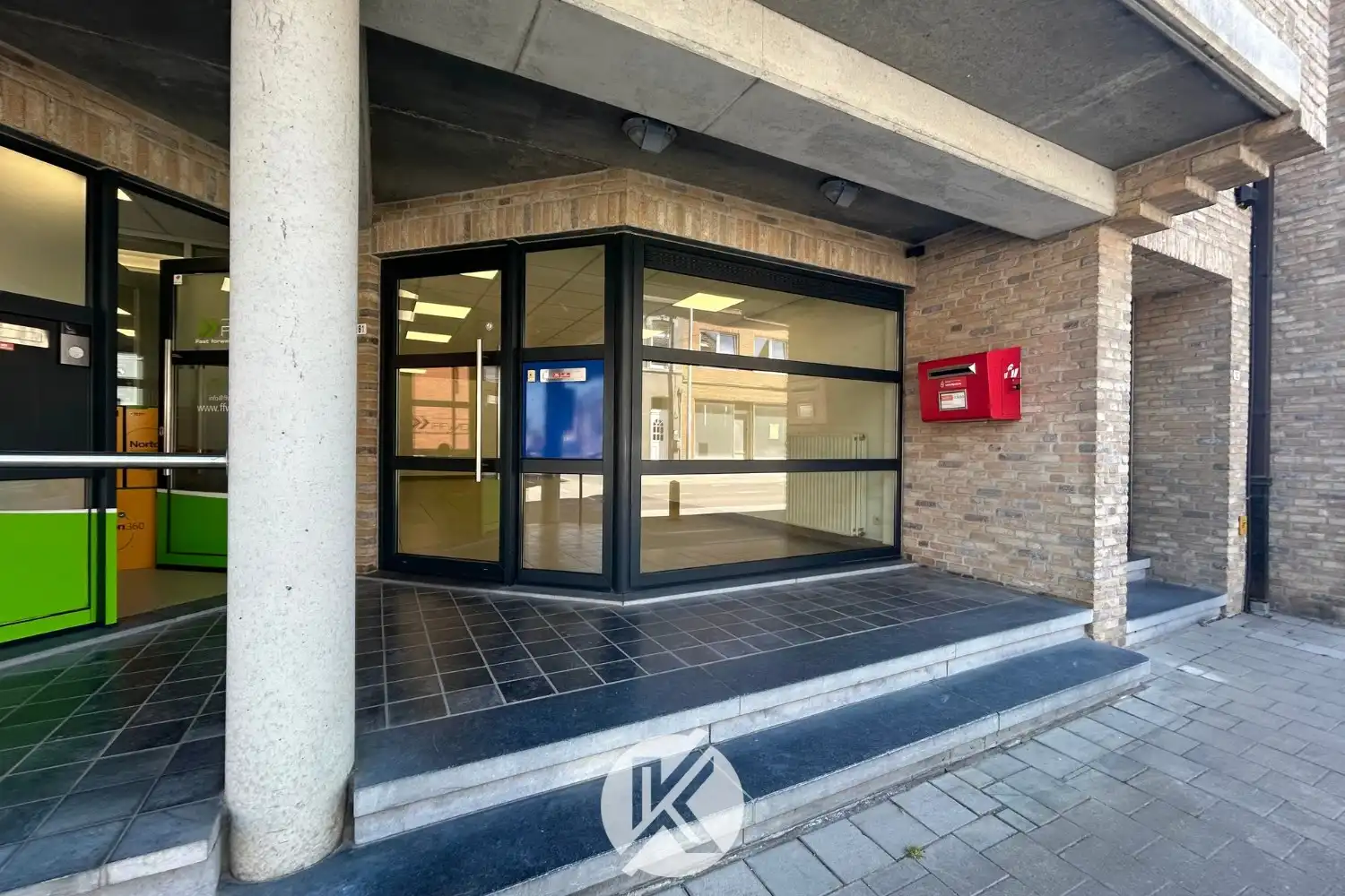 Kantoorruimte met vlotte bereikbaarheid foto 2