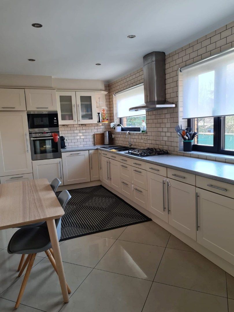 Ruime woning met 3 slaapkamers en grote tuin in Heusden-Zolder foto 4