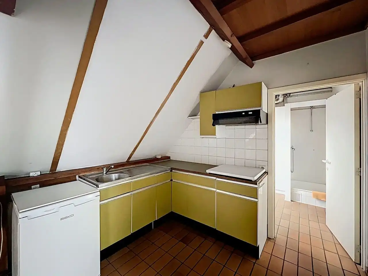 Buitengewoon ruim appartement met open zicht, parking inhuis en multifunctionele zolderruimte foto 21