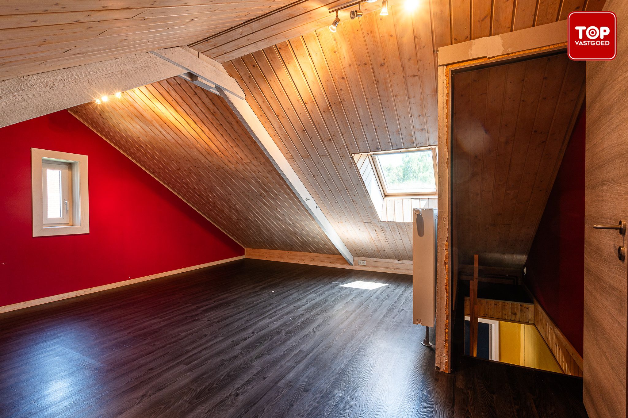 HOB met 3 slaapkamers en prachtige tuin foto 28