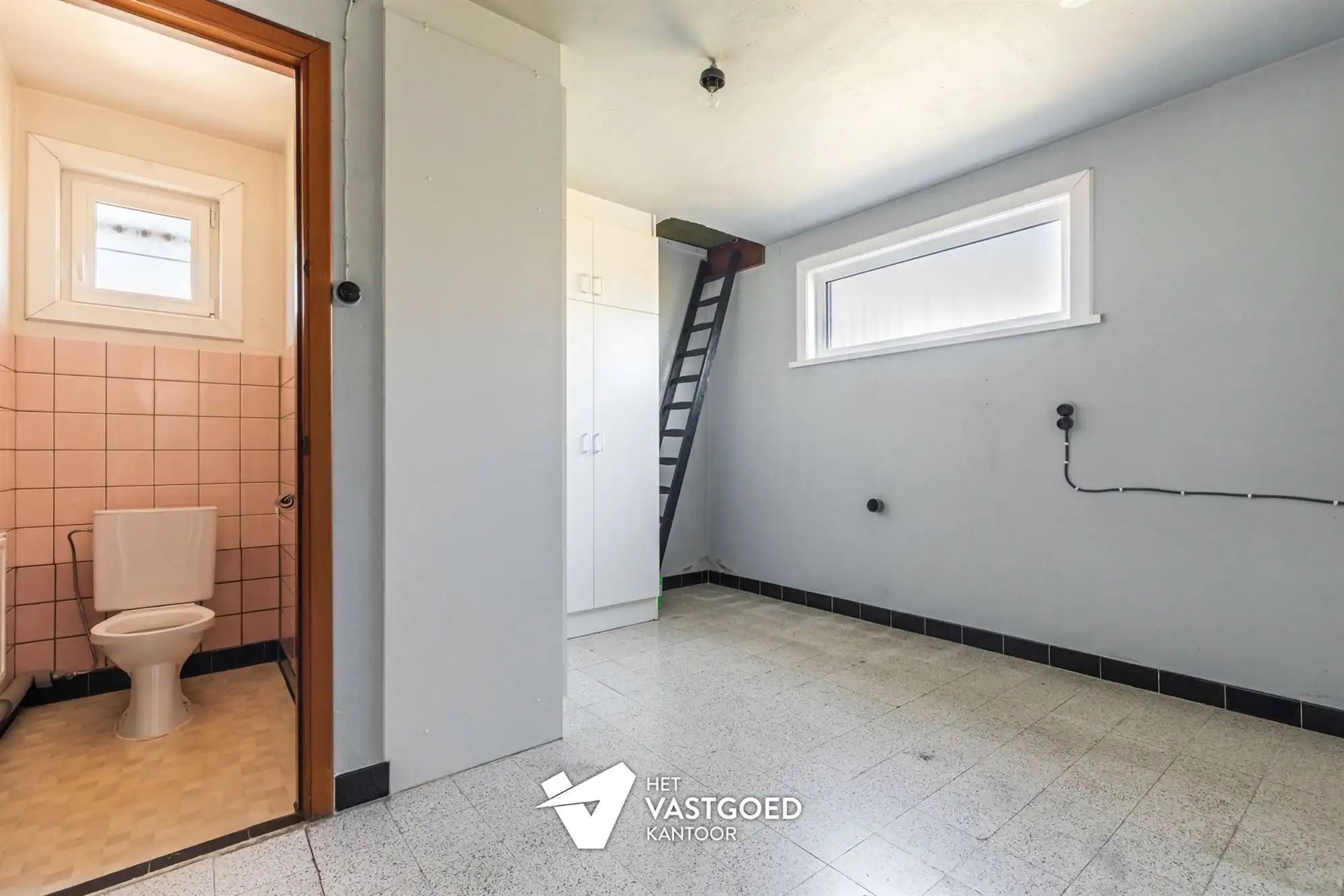 WONING MET POTENTIEEL (155M²) MET 3 SLAAPKAMERS EN GARAGE OP EEN PERCEEL VAN 12 ARE TE TESSENDERLO foto 12