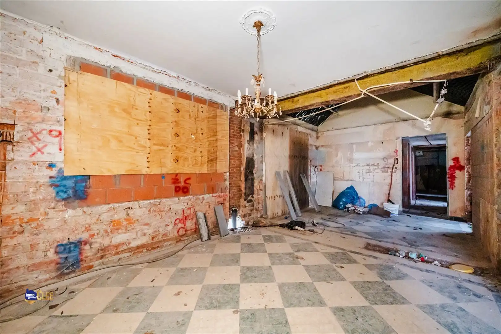 Te renoveren woning in Halle-Booienhoven foto 9