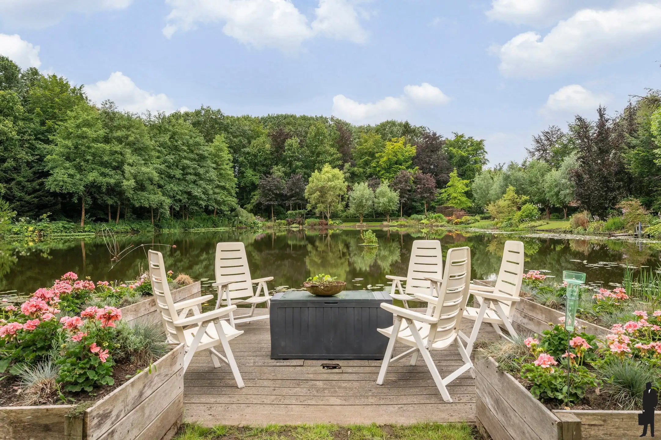 Unieke villa op een parkdomein van ca. 9.847 m²! foto 44