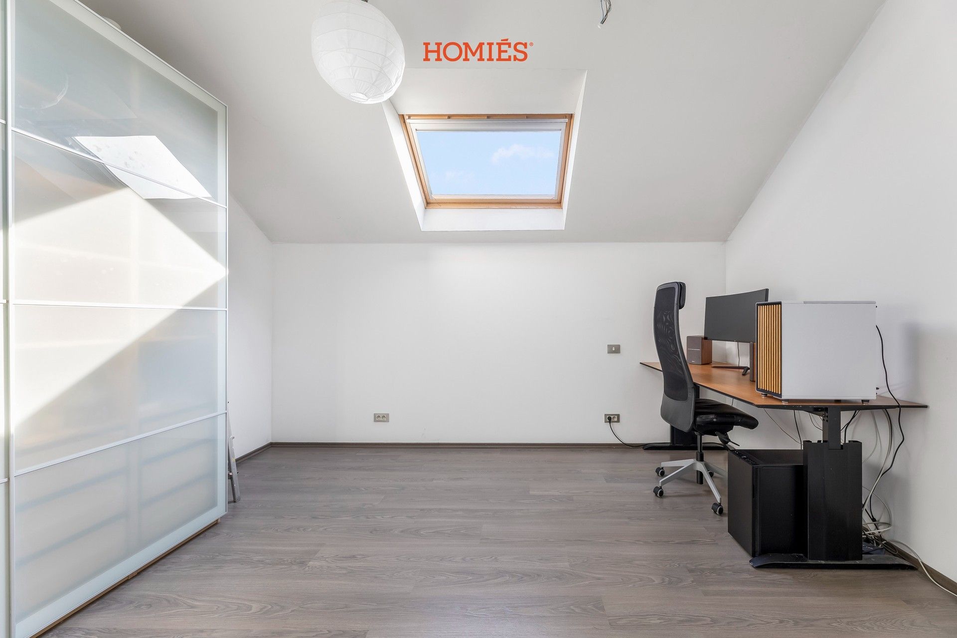 Opbrengsteigendom: Ruim kantoor + duplexappartement foto 19