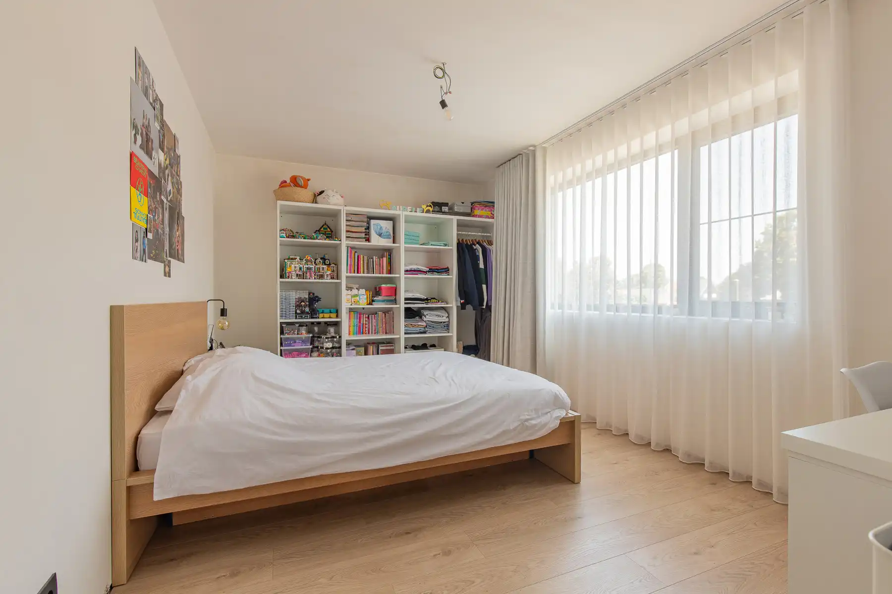 Knap afgewerkte, halfopen energiezuinige woning foto 9