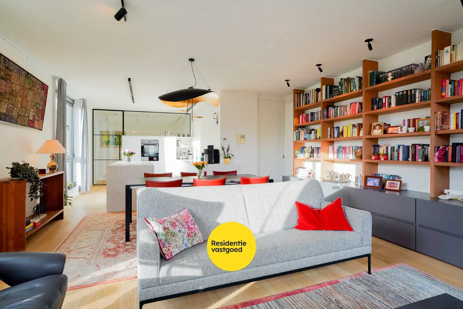 Exclusief wonen aan het Koningin Astridpark – stijlvol appartement met uitzonderlijk terras foto 2