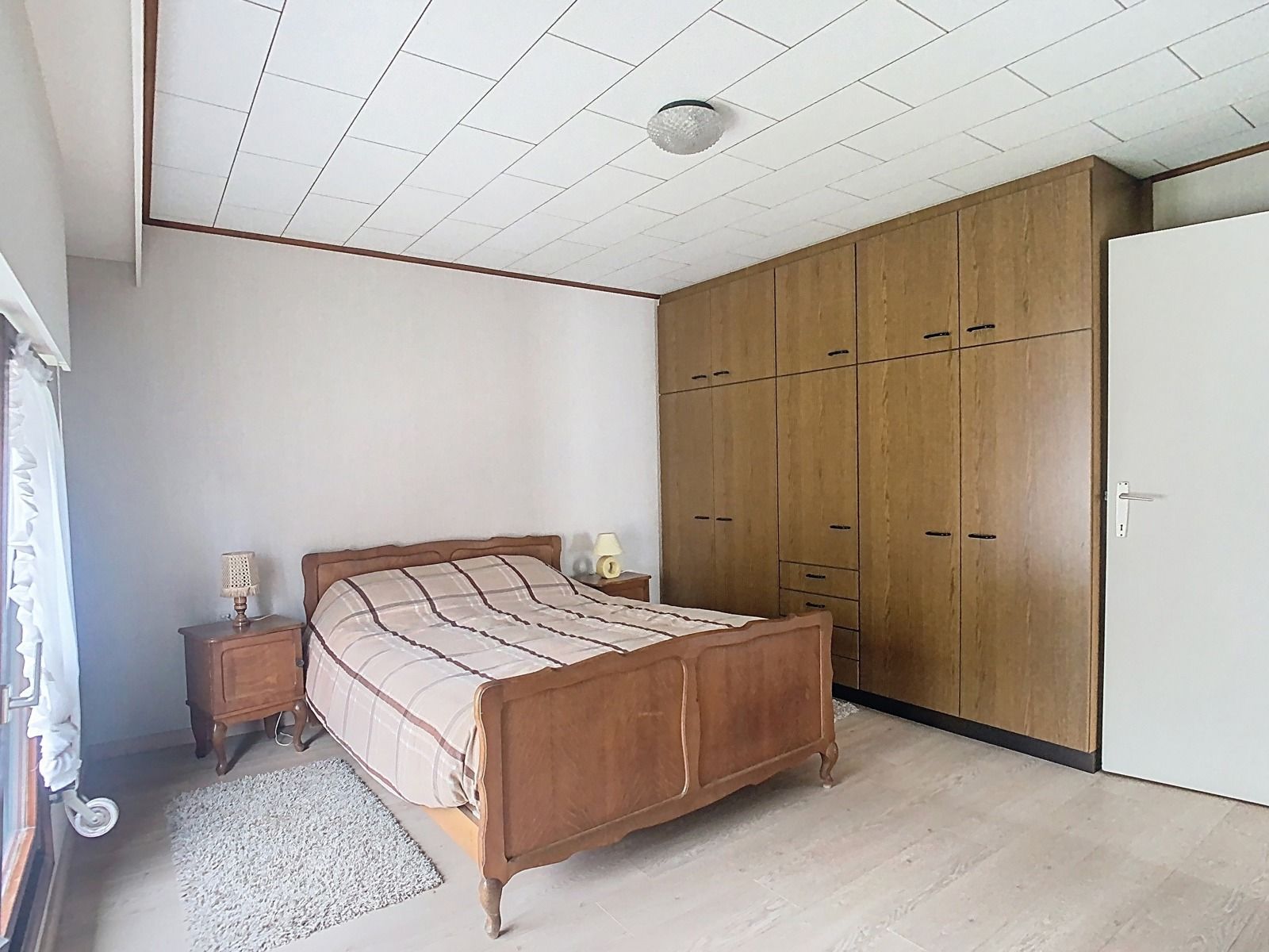 Instapklare alleenstaande woning met 3 SLPK, tuin én garage! foto 12
