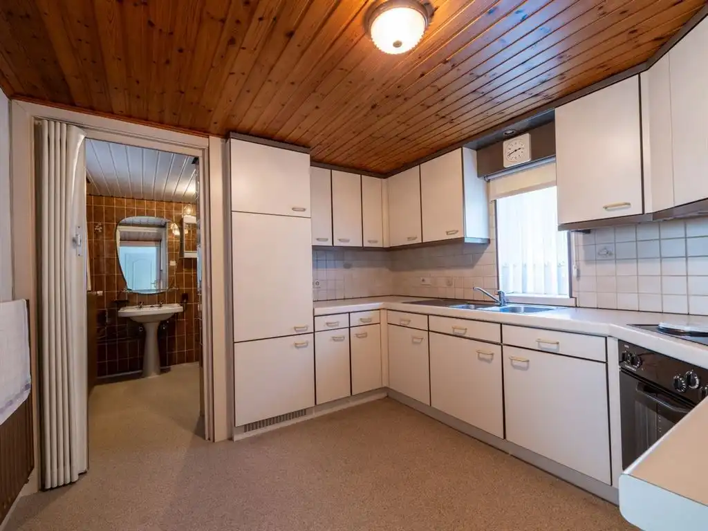 Te renoveren vrijstaande woning foto 19