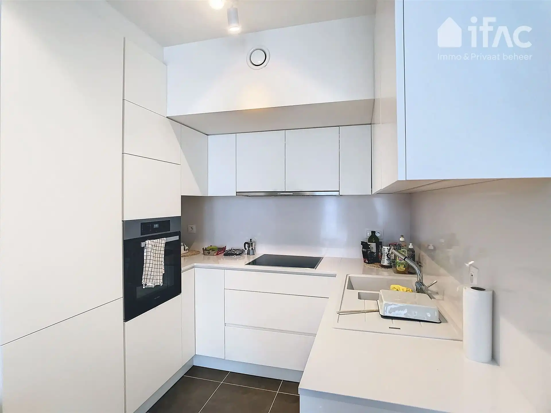 Luxe appartement gelegen op toplocatie aan de Louisalaan foto 5