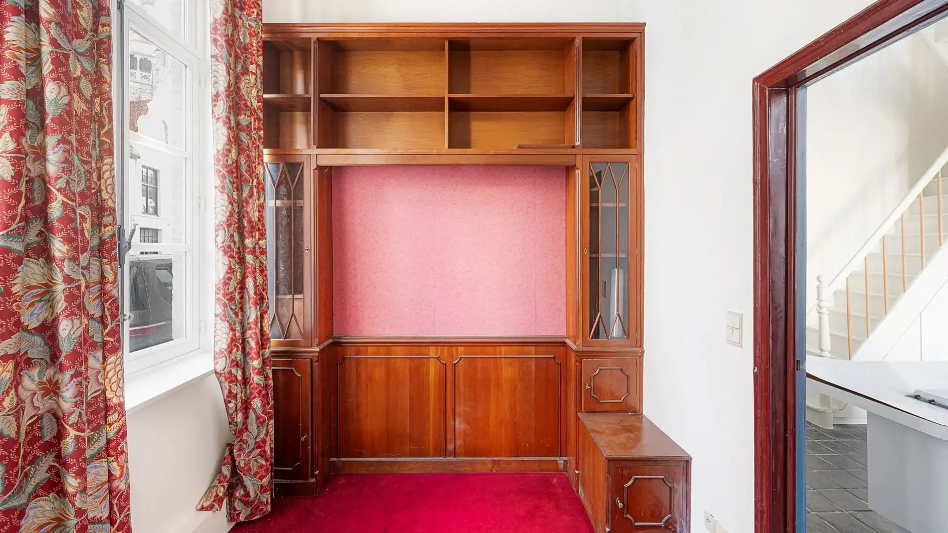 Charmante woning aan het Sint-Annaplein te Brugge foto 12