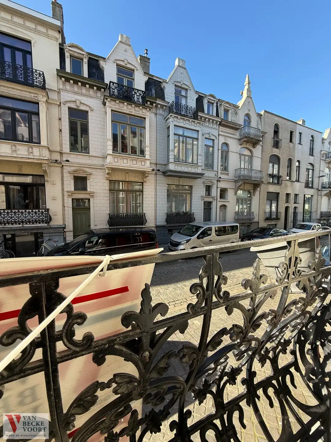 Gerenoveerd appartement in Belle Epoque wijk foto 4