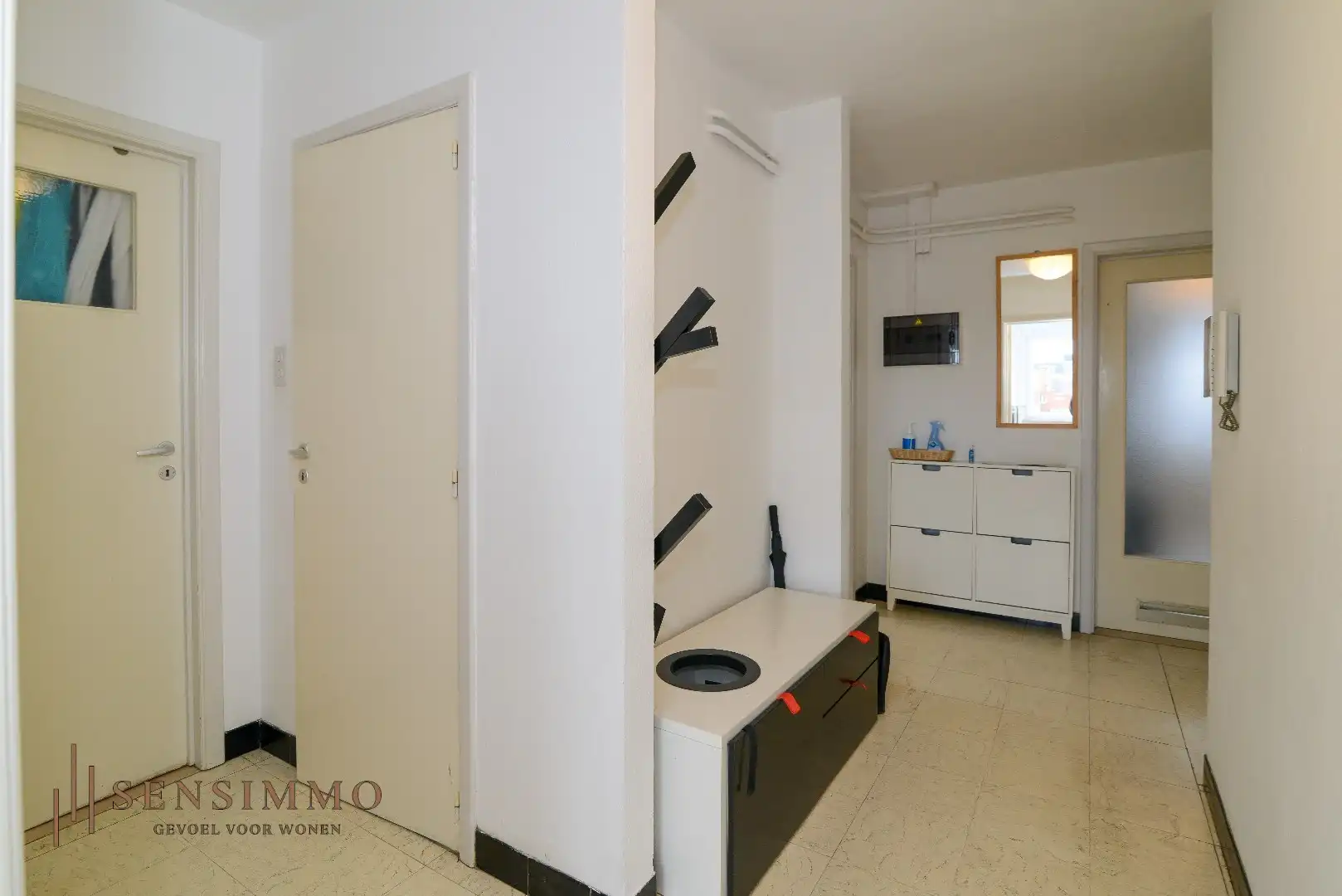 Appartement met 2 slaapkamers + garagebox in centrum van Hasselt foto 4