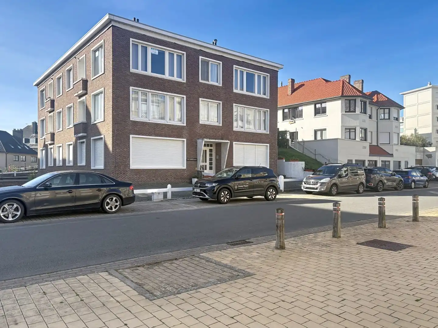 Lichtrijk hoekappartement op enkele meters van zee  foto 12