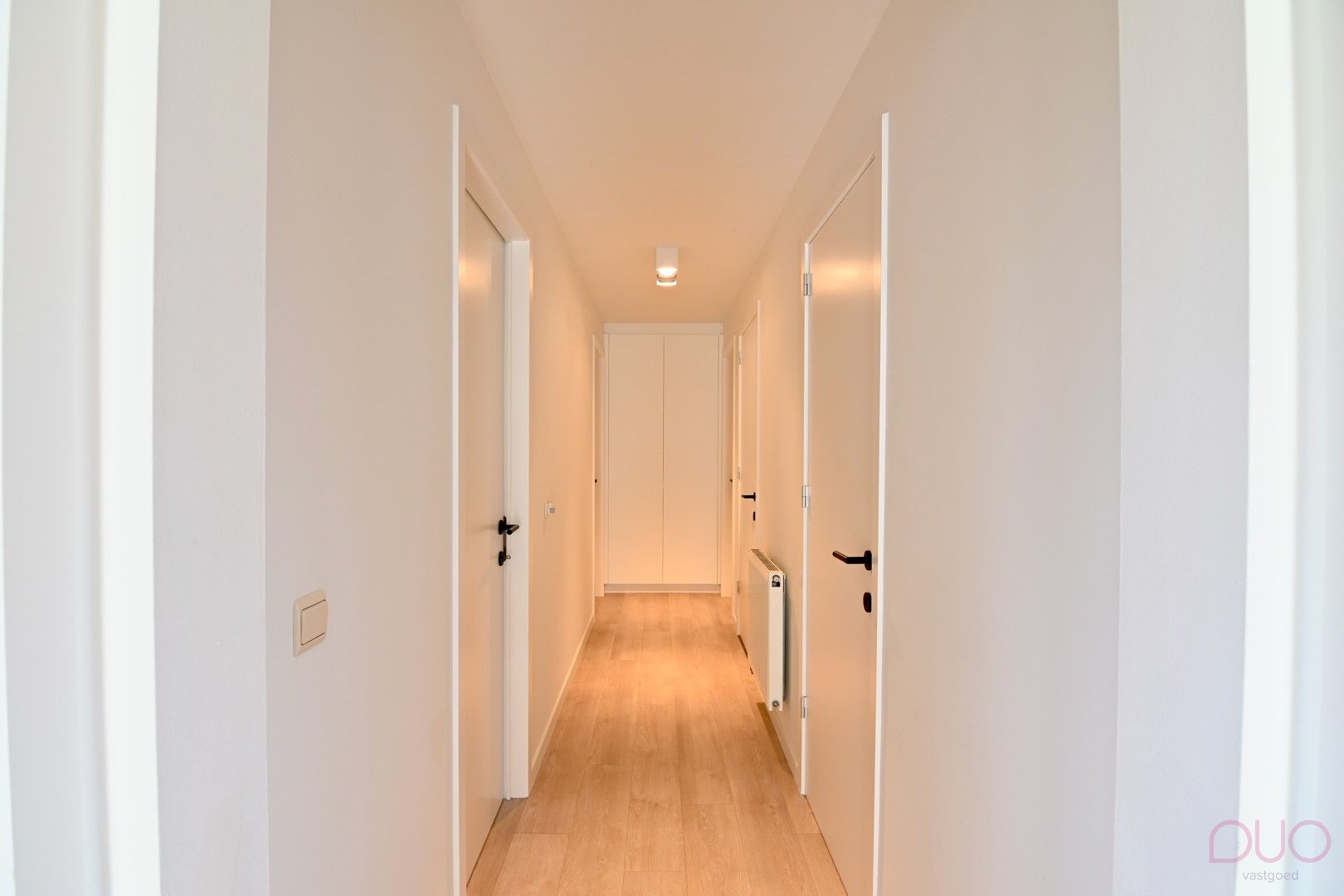 Ontdek ongeëvenaarde luxe en ruimte in deze prachtige villa in het rustige Herk-de-Stad. foto 15