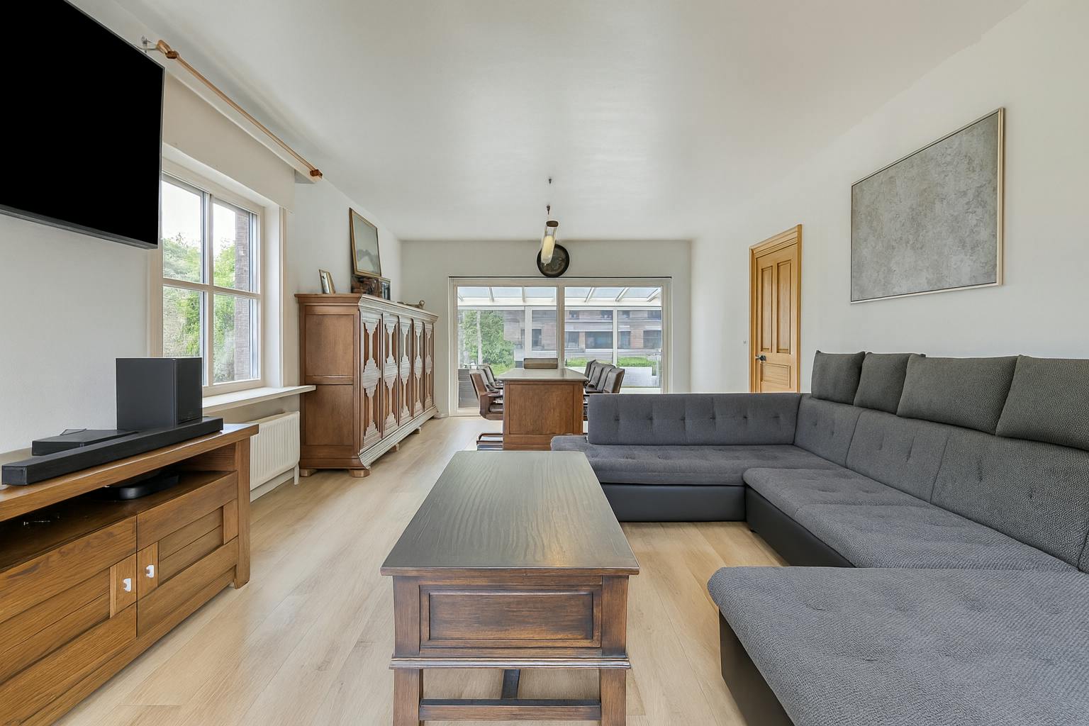 Te renoveren villa met 5 slpk en tuin in Marke foto 5