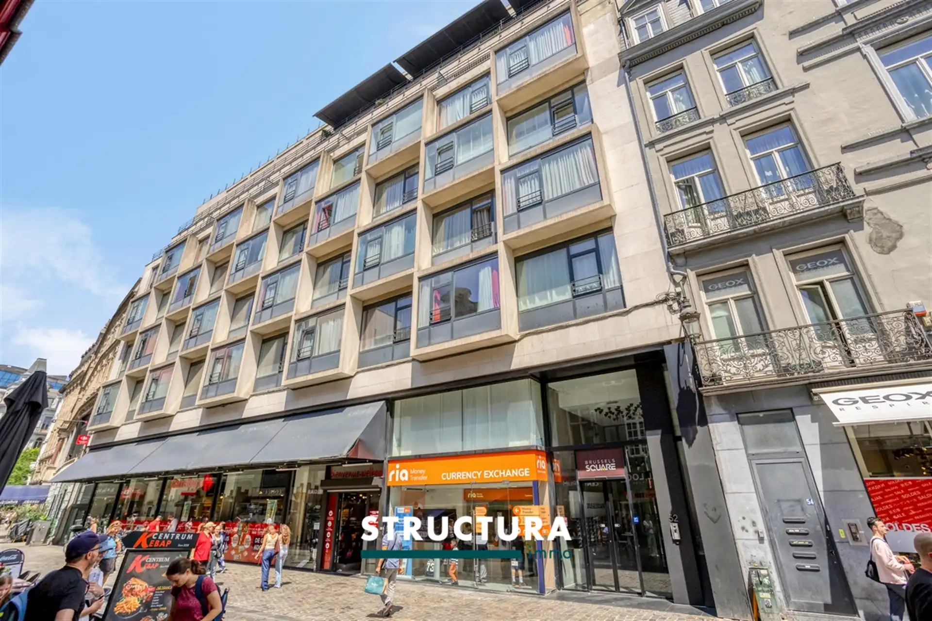 Slim investeren/wonen in hartje Brussel. foto {{pictureIndex}}