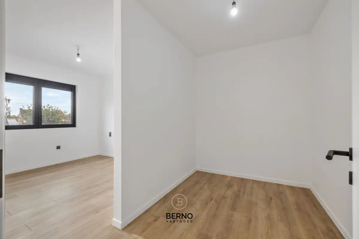 Nieuwbouwwoning met zuidwestgerichte tuin foto 11