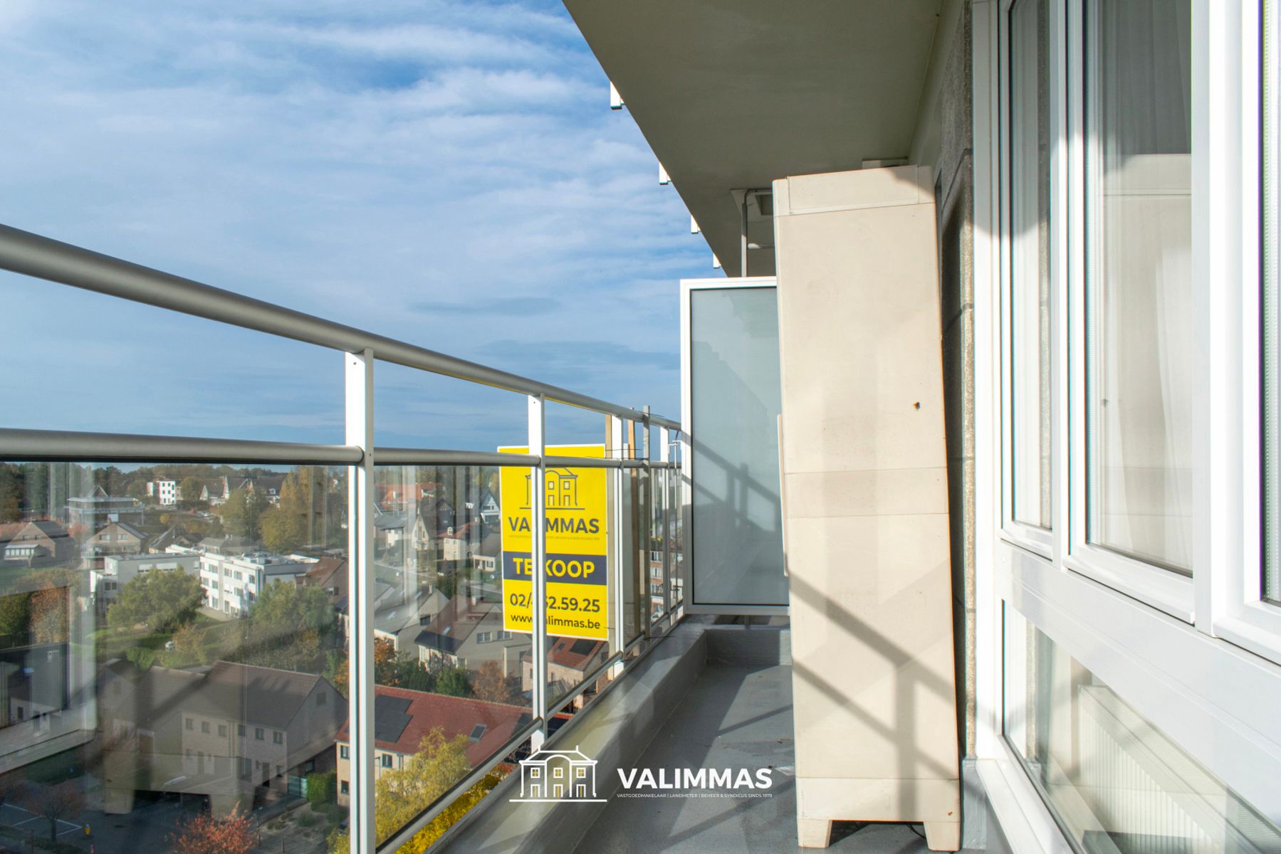 Verzorgd, energiezuinig appartement met mooi terras & kelder foto 3
