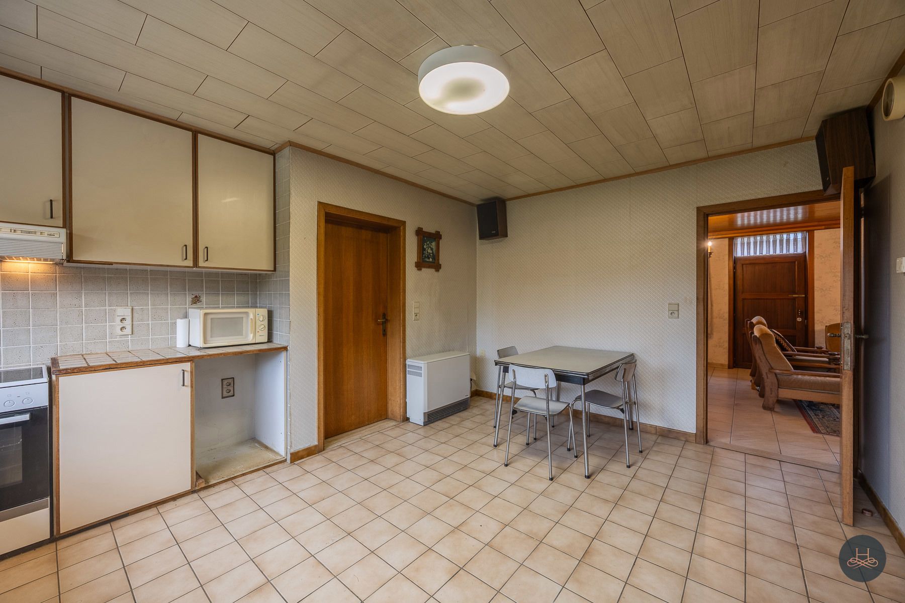 Ruime hoeve met potentieel op toplocatie foto 11