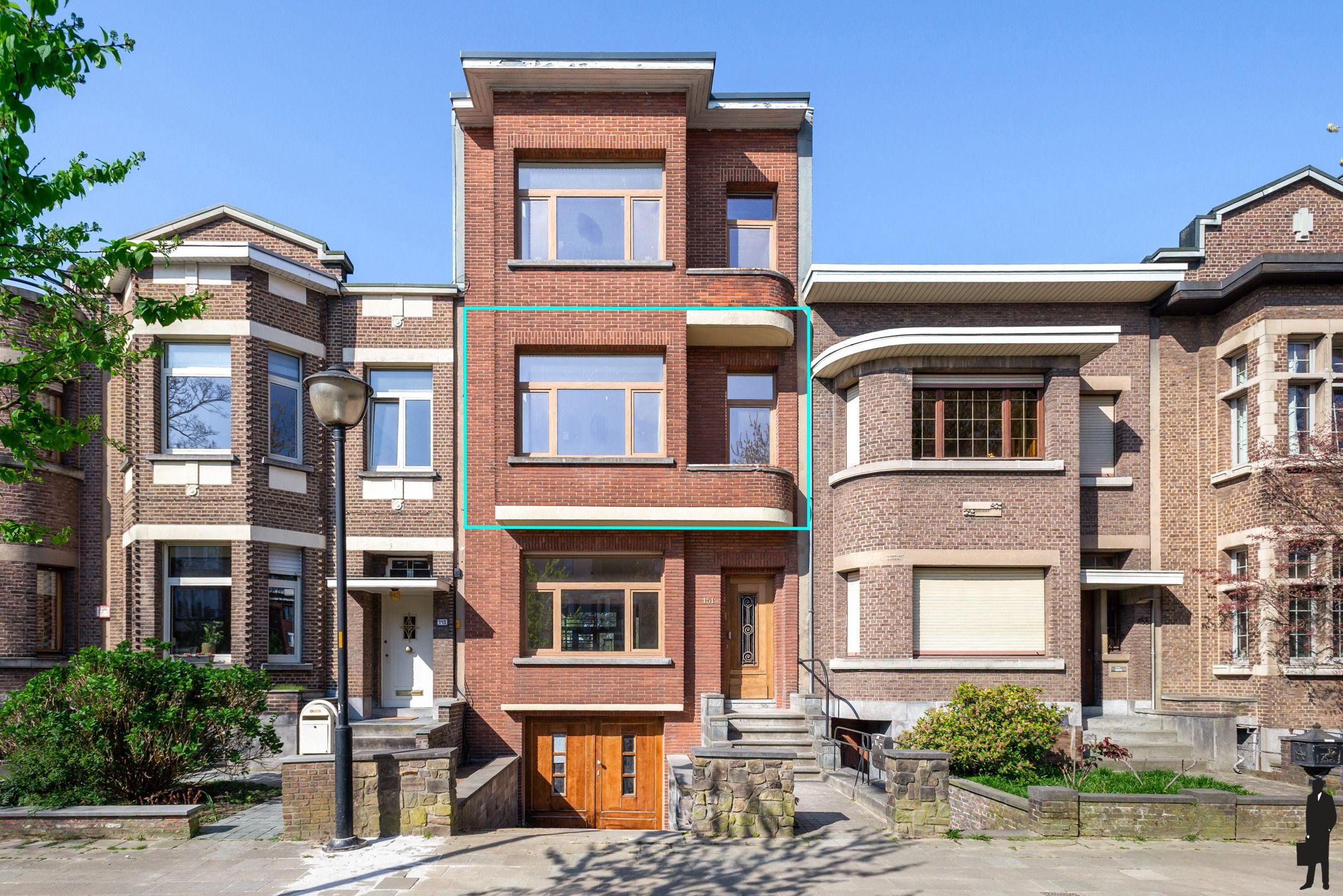 Prachtig appartement met terras en balkon foto {{pictureIndex}}