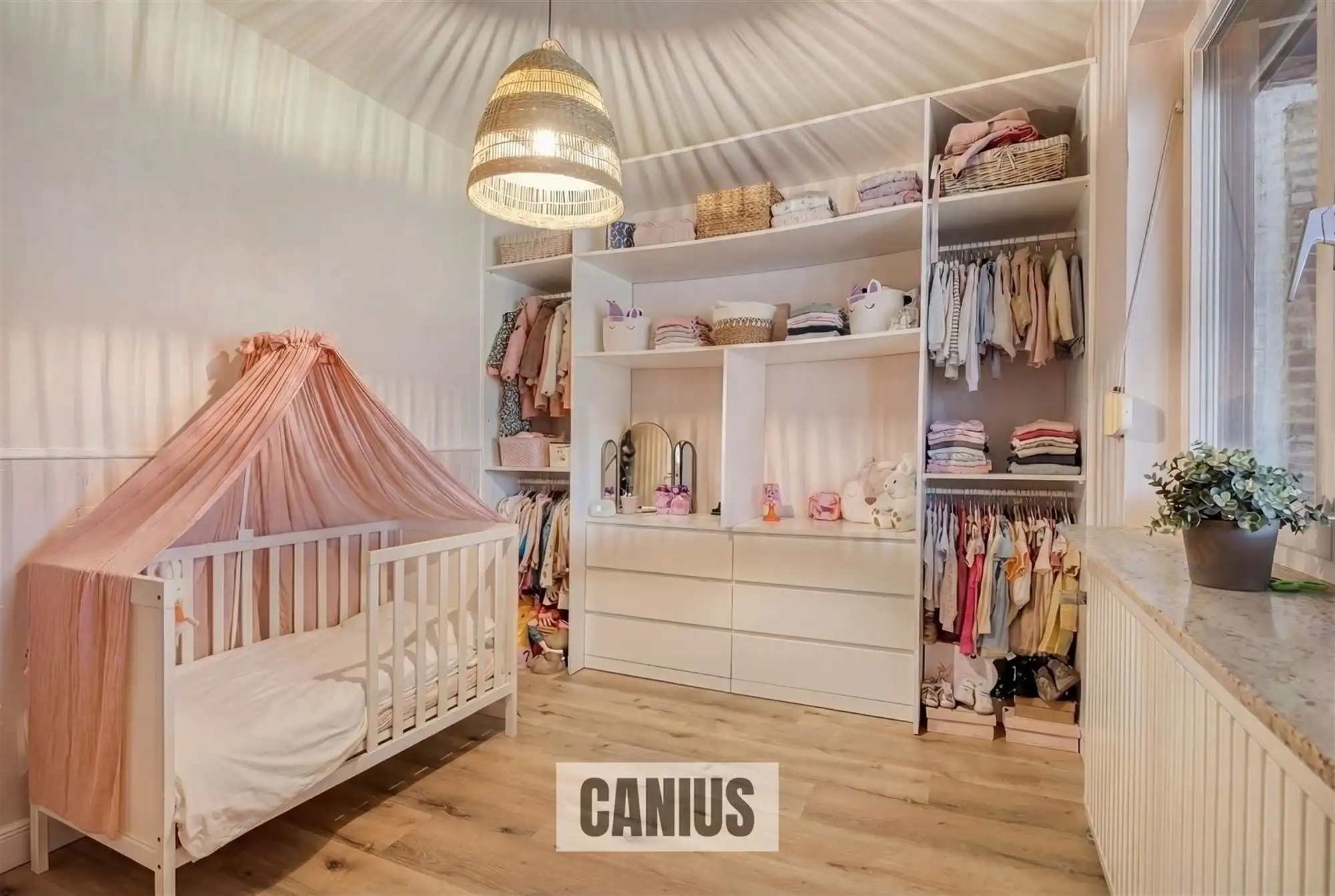 KNAPPE WONING MET 4 SLAAPKAMERS foto 23