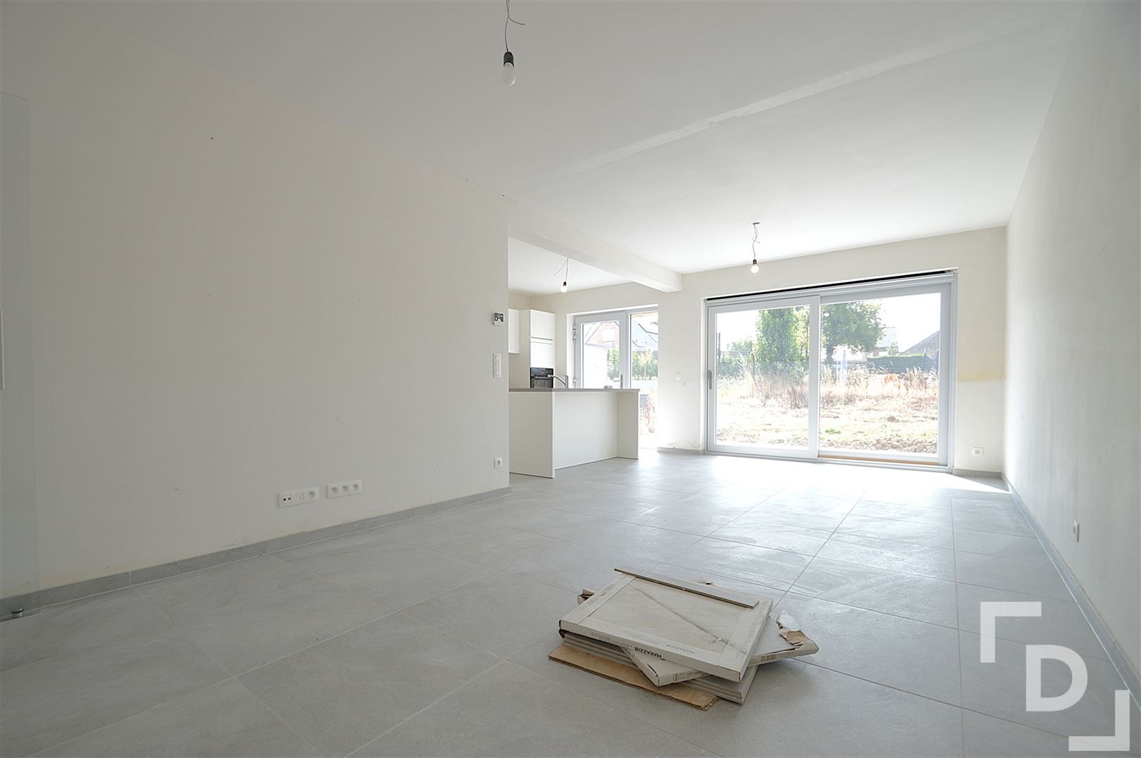 Nieuwbouwwoning met carport te huur in Wijtschate. foto 5