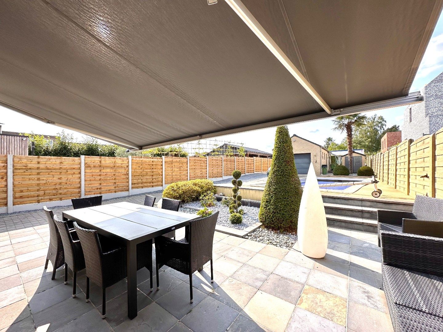 Zeer ruime, moderne gezinswoning op toplocatie in Tongeren foto 16