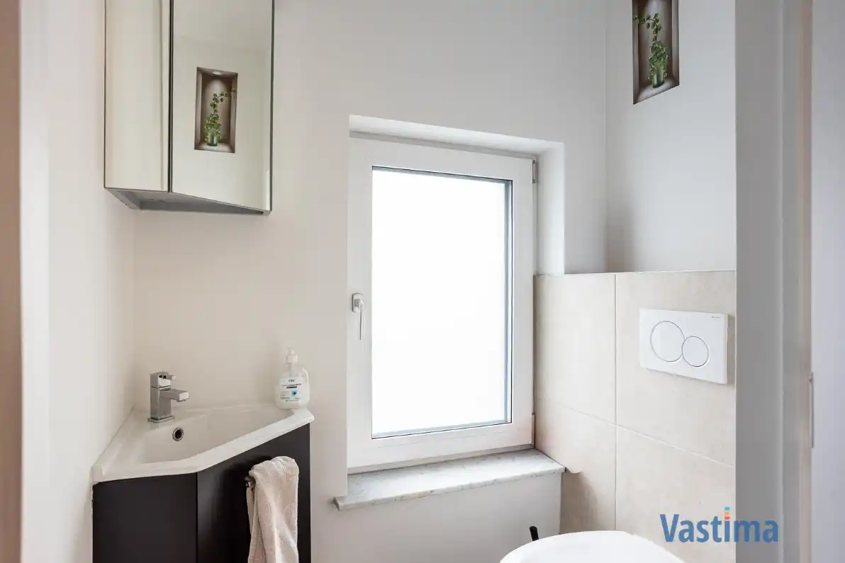 Instapklare, energiezuinige familiewoning met 4 slaapkamers, tuin en garage foto 19